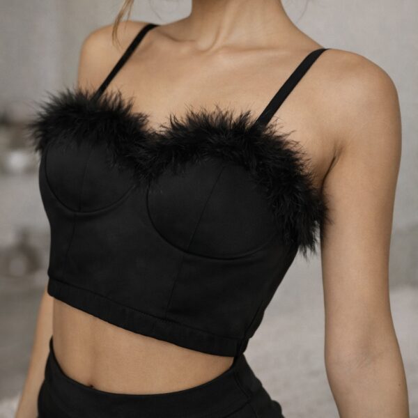 "Ravena" - tollszegélyes, elegáns crop top